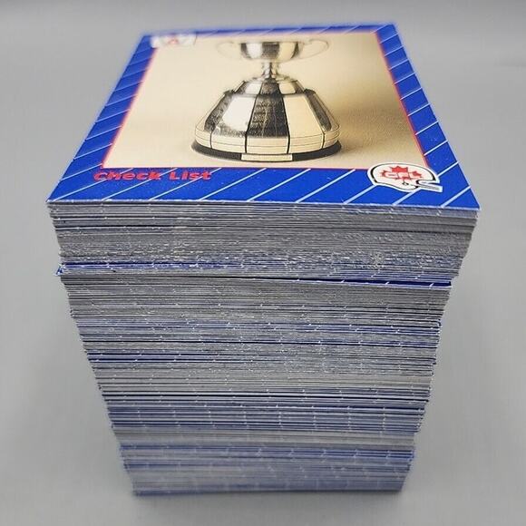 All World 1991 CFL Canadian Football Card Lot Vintage 100+ Cards - Picture 2 of 7